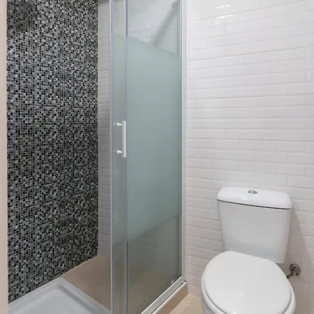 Apartamento Hostwise - Artistic Escape With Modern Comfort *