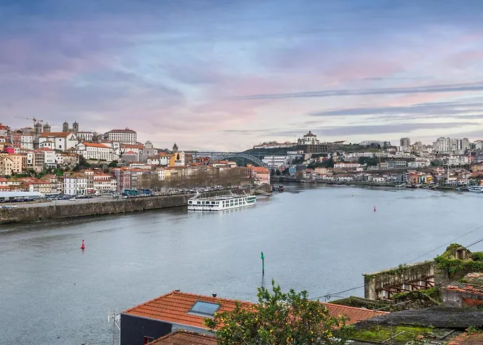 Hostwise - Artistic Escape With Modern Comfort * Vila Nova de Gaia