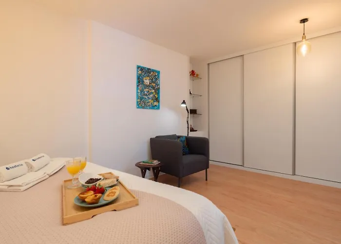 Apartment Hostwise - Artistic Escape With Modern Comfort Vila Nova de Gaia