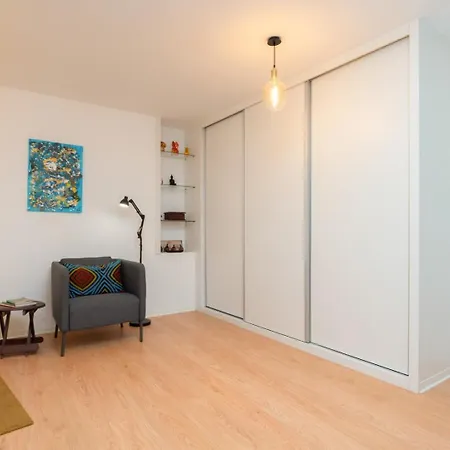 Hostwise - Artistic Escape With Modern Comfort דירה וילה נובה דה גאיה